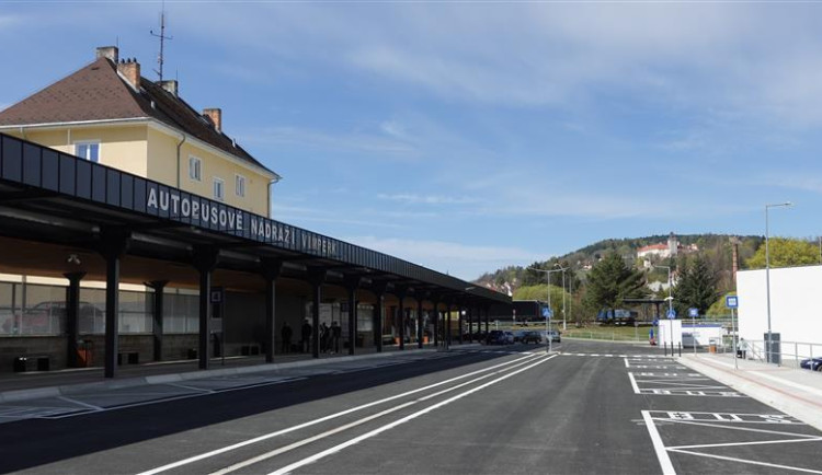 Rekonstrukce autobusového nádraží ve Vimperku finišuje, čeká se na kolaudaci