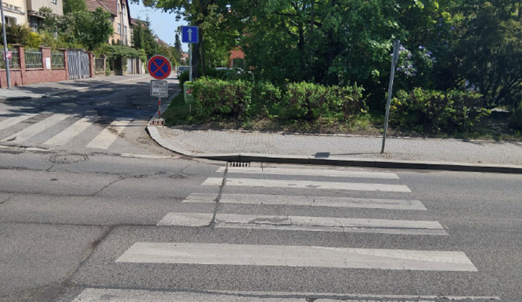 Neviděli jste nehodu v ulici Karlštejnská?
