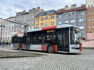 Trolejbusy Bozankaya pro Prahu mají povolení, pracuje se na odstranění závad