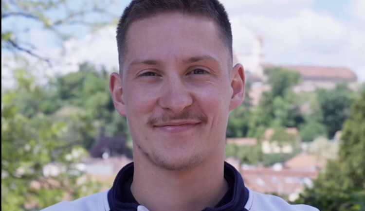 Hokejový útočník Brabenec se po pěti letech vrací do mateřského Brna