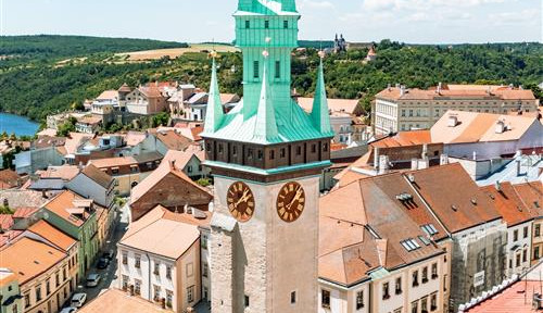 Nejlépe opravenou památkou jihu Moravy radniční věž ve Znojmě