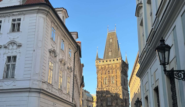 Město jako rozpálená past. Jak se během veder chránit před přehřátím