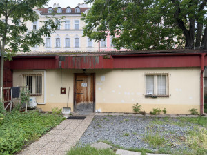 Z boudy do moderního. Záchranáři mají Na Slupi novou základnu, navýšili počet posádek