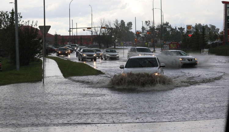 allthingscoastal-flooded-5330617_1920