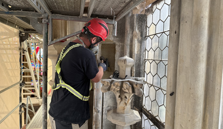 Přežila pruské ostřelování. Restaurátoři obnoví 650 let starou část katedrály svatého Víta