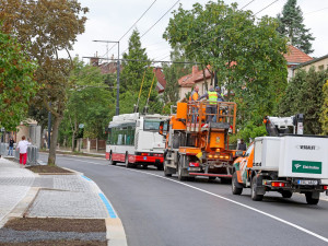 Historický návrat trolejbusů. Po desítkách let vyjely na Strahov i Hanspaulku