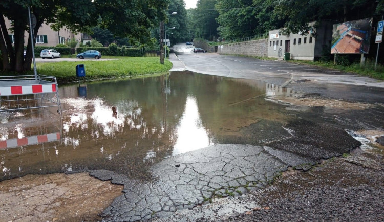 Bleskové povodně jsou stále větší problém. Kraj nechá prověřit rizika ve 38 obcích