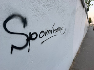 Zesnulou influencerku Mínu připomíná ve Vysočanech nový mural
