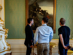 Prezident Pavel přivítal na Hradě herce Keanu Reevese, dali si i pivo