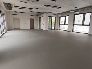 Poblíž metra Kolbenova začali stavět novou mateřskou školu