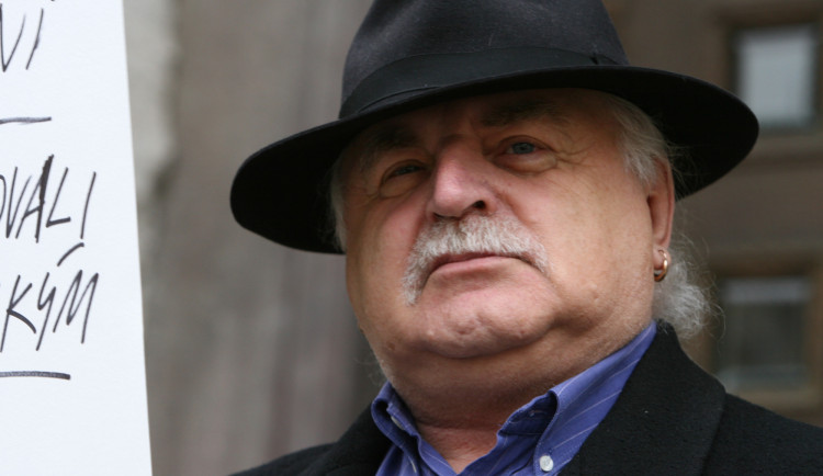 Milan Knížák