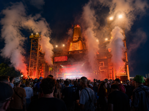 Pendulum i Chase & Status. Let It Roll přivedl k Jezeru Most 25 tisíc lidí