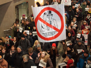 Demonstrace proti Babišovi se účastnilo 50 tisíc lidí. Za týden se akce bude opakovat