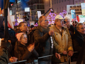  Demonstrace proti Babišovi se účastnilo 50 tisíc lidí. Za týden se akce bude opakovat