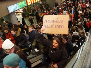  Demonstrace proti Babišovi se účastnilo 50 tisíc lidí. Za týden se akce bude opakovat