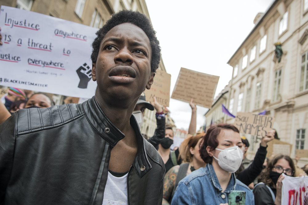 V Praze protestovaly stovky lidí proti policejnímu násilí