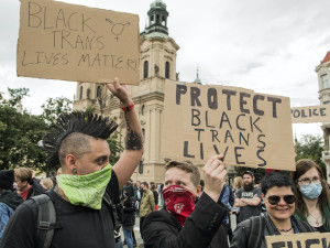 V Praze protestovaly stovky lidí proti policejnímu násilí