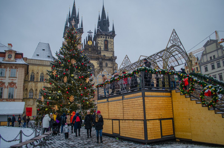 První sníh letošní zimy v Praze