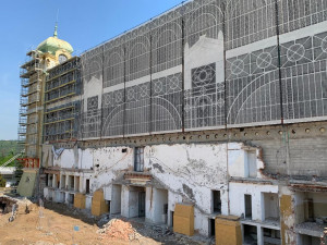 FOTOGALERIE: Podívejte se do Průmyslového paláce, kde probíhá rekonstrukce