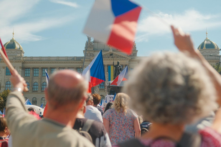 FOTOGALERIE: Na demonstraci proti vládě přišlo na 70 tisíc lidí