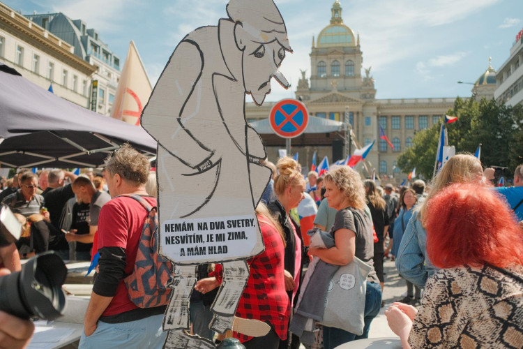 FOTOGALERIE: Na demonstraci proti vládě přišlo na 70 tisíc lidí