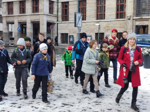 FOTOGALERIE: Skauti přinesli Betlémské světlo. Na magistrátu bude až do ledna