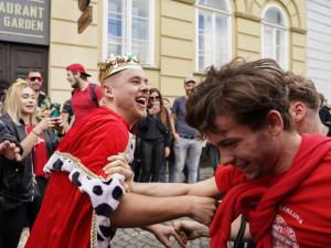 FOTOGALERIE: Prahou prošel Majálesový průvod