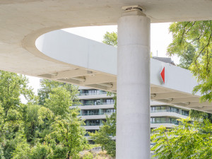 FOTOGALERIE: Štvanická lávka je konečně otevřená, končí přívoz