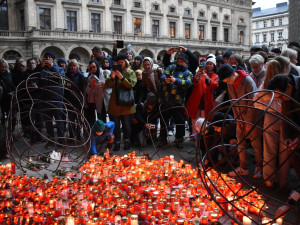 FOTOGALERIE: Podívejte se na atmosféru na oslavách na Národní