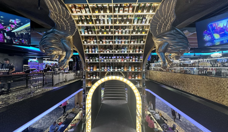 FOTOGALERIE: Ještě větší show, než jsme čekali. Podívejte se, jak to vypadá v obchodním domě Máj po rekonstrukci