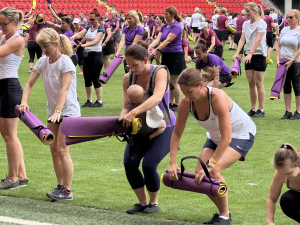 FOTOGALERIE: Podívejte se, jak Sokolové nacvičují v Edenu hromadné skladby
