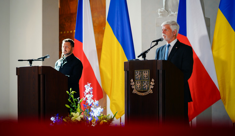 FOTOGALERIE: Prezident Pavel přijal na Hradě Zelenského