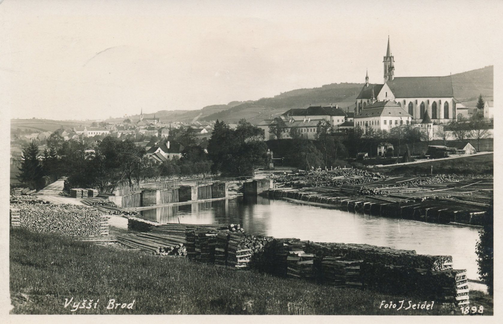 FOTOGALERIE: Dvacet let dokumentuje starou Vltavu. Pamětníků je potřeba ptát se včas, říká Vojtěch Pavelčík
