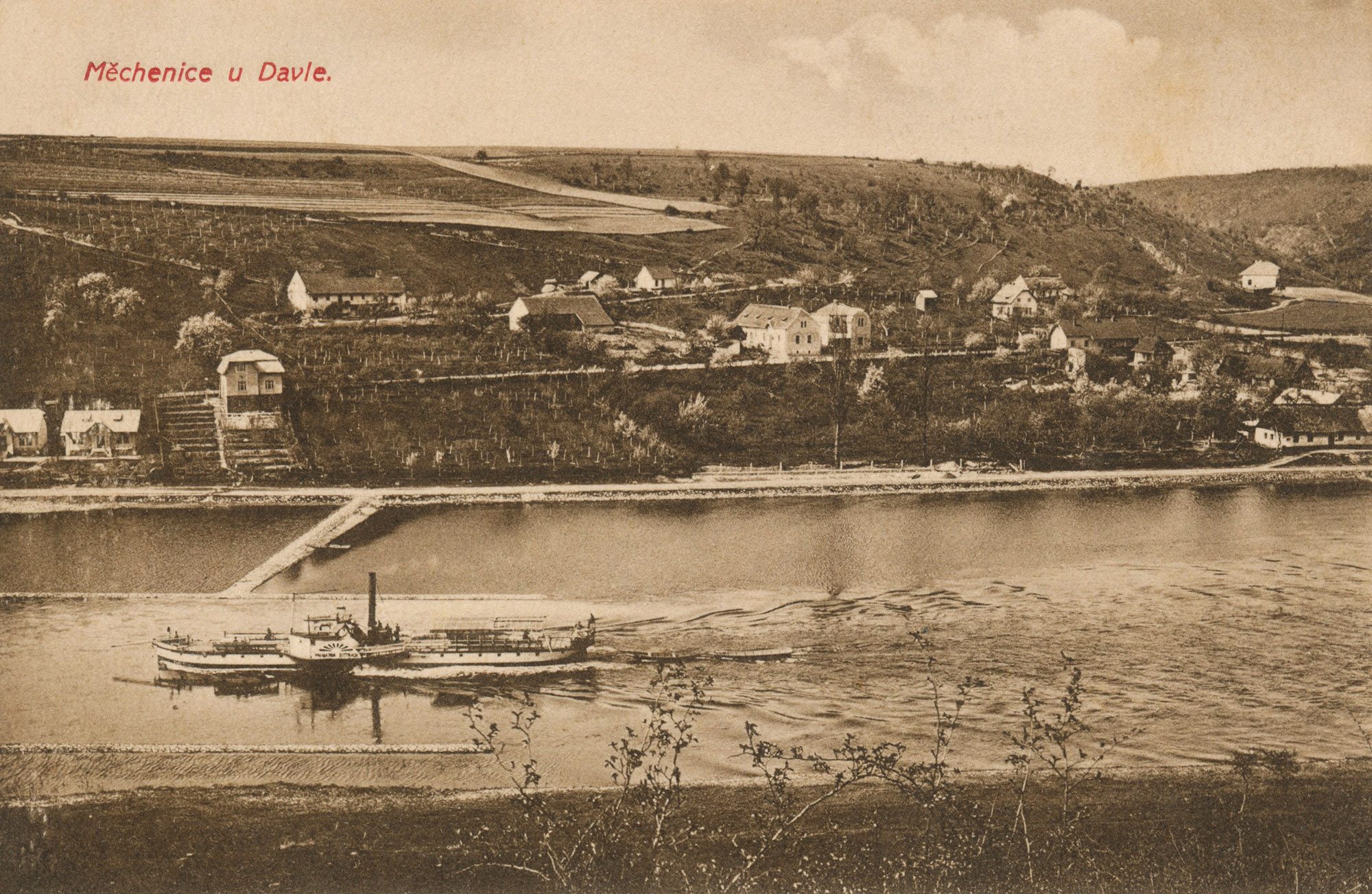 FOTOGALERIE: Dvacet let dokumentuje starou Vltavu. Pamětníků je potřeba ptát se včas, říká Vojtěch Pavelčík