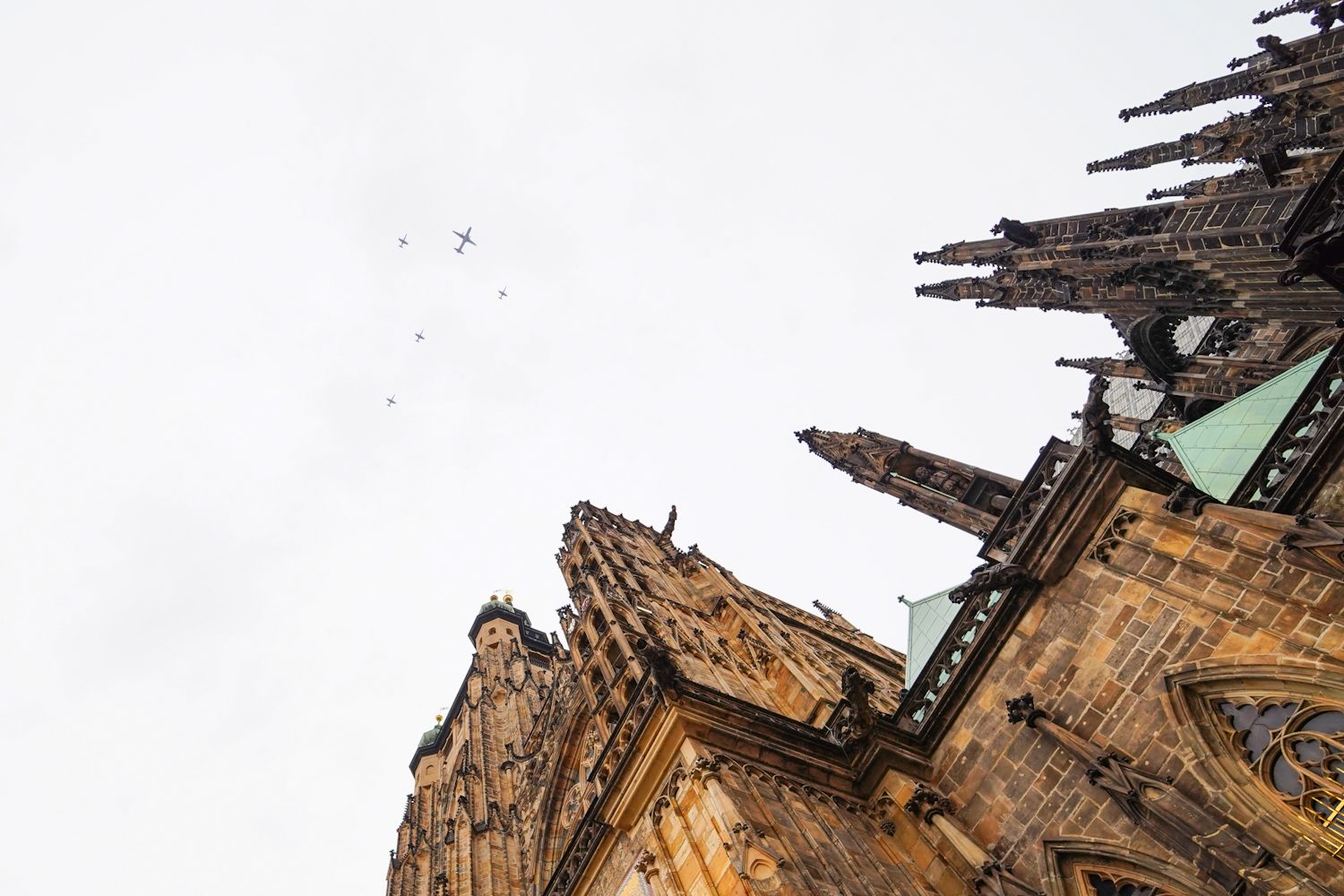 FOTOGALERIE: Pohřeb kardinála Dominika Duky