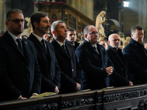 FOTOGALERIE: Pohřeb kardinála Dominika Duky