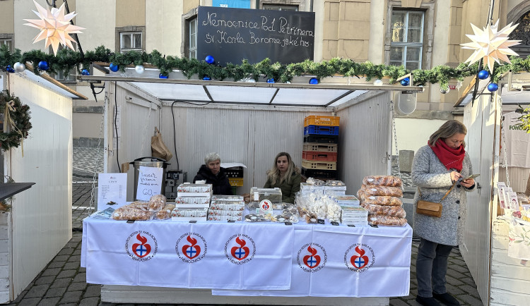 FOTOGALERIE: Vánoční trhy na Mariánském náměstí