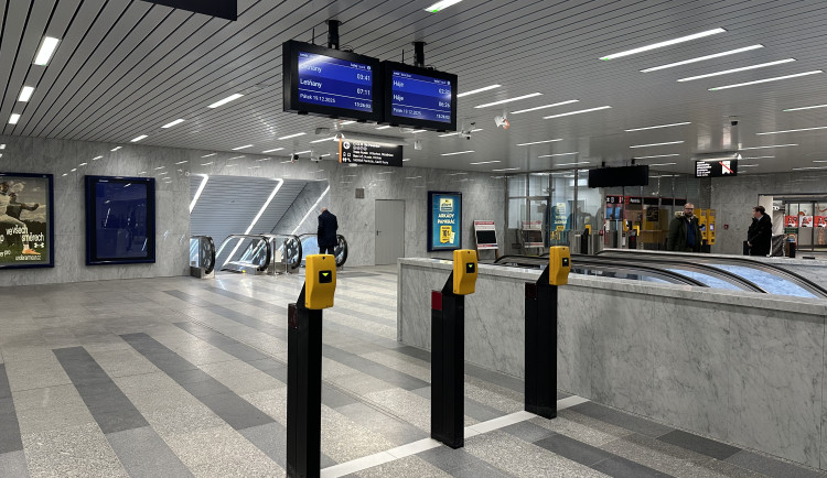 FOTOGALERIE: Stanice metra Pankrác po rekonstrukci