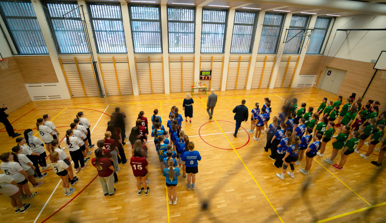 FOTOGALERIE: Návštěva prezidenta Pavla na ZŠ Generála Františka Fajtla