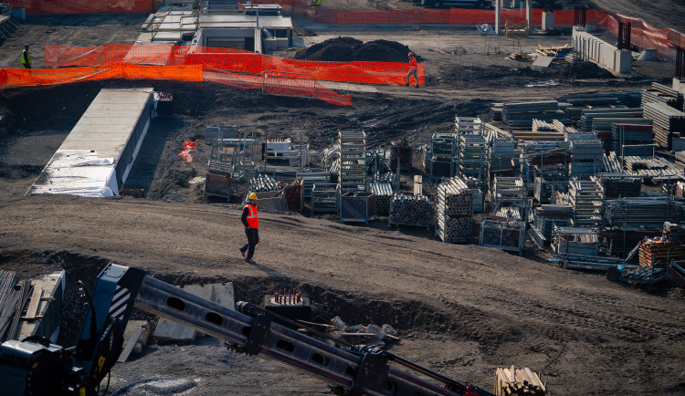 FOTO: Smíchovské nádraží roste před očima. První nástupiště dokončí letos