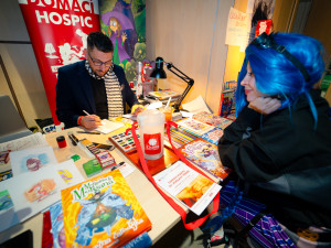 FOTOGALERIE: Lákaly herecké hvězdy i nevšední záliby, na Comic-con dorazily tisíce nerdů