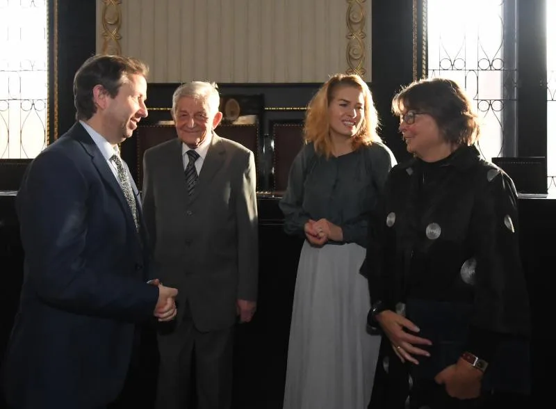 Klener, Menzel, Koenigsmarková a Chvála. Praha vyznamenala významné osobnosti.