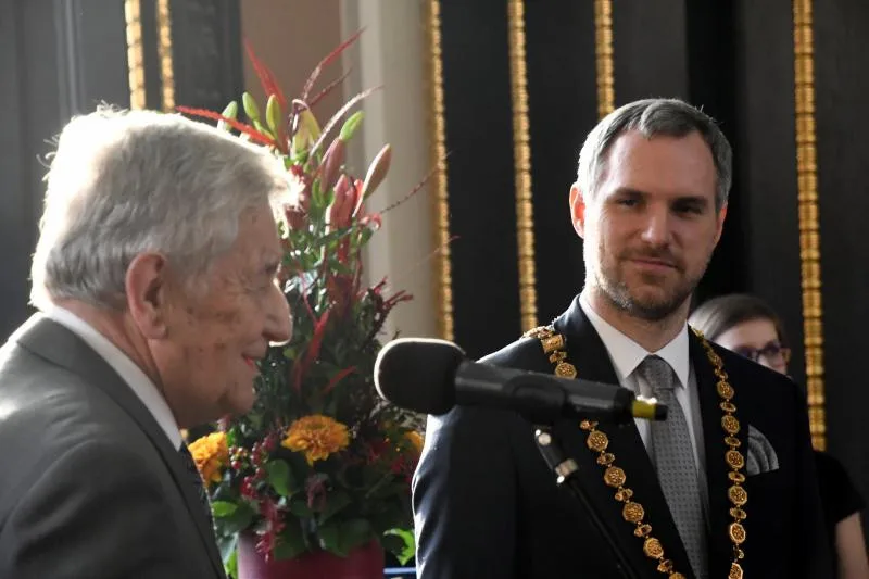Klener, Menzel, Koenigsmarková a Chvála. Praha vyznamenala významné osobnosti.