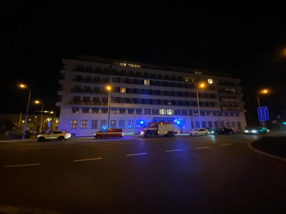 Tragická nehoda zastavila provoz metra. Souprava srazila muže na Andělu