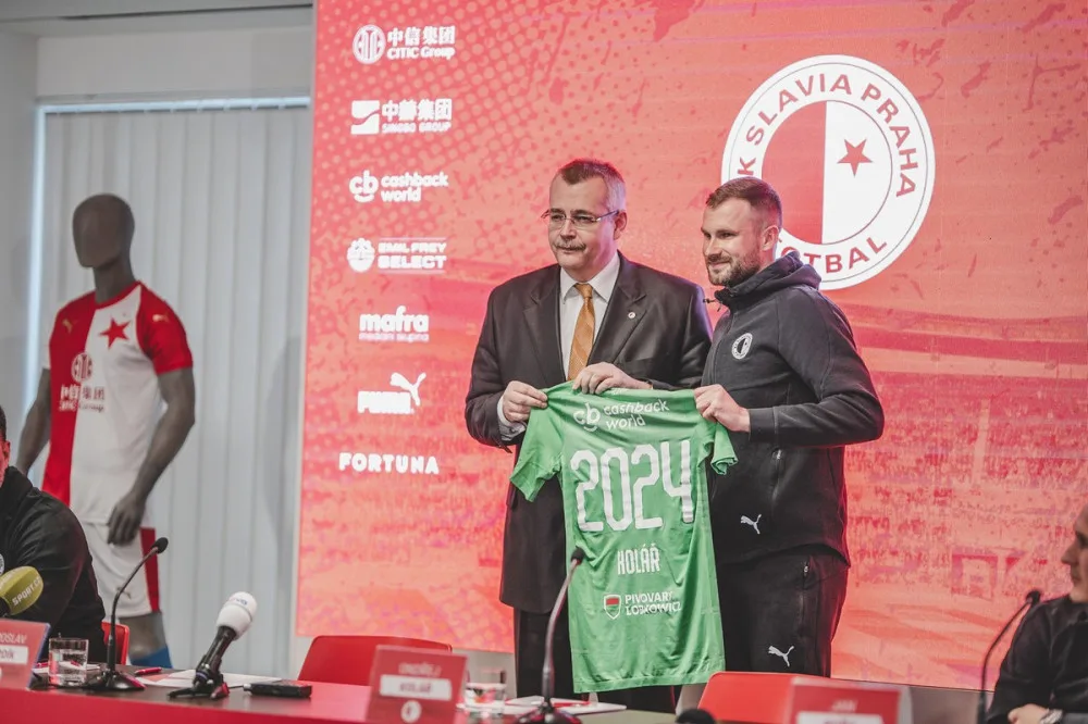 Brankář Slavie Ondřej Kolář prodloužil smlouvu do roku 2024. Mám týmu co nabídnout, říká