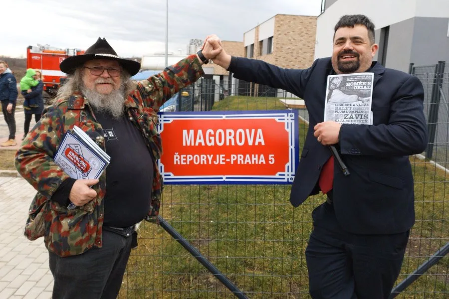 V pražské části Řeporyje oslavili happeningem Jirousovu ulici