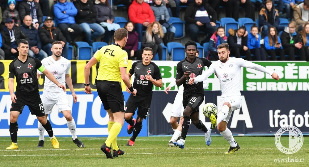 Slavia prohrála 0:2 se Slováckem.