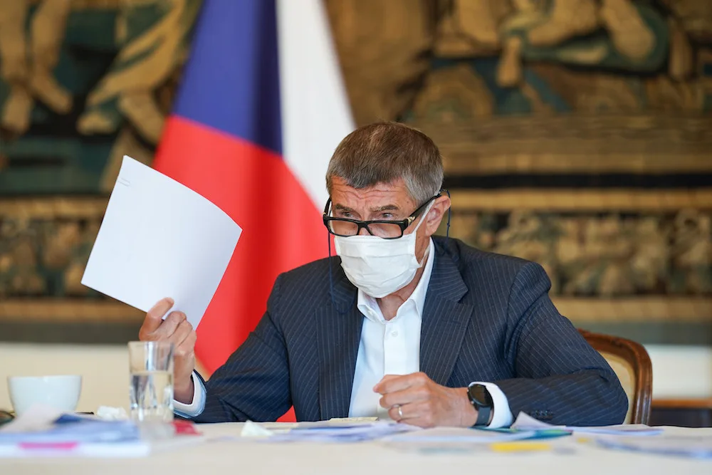 Vláda uspíšila harmonogram otevírání obchodů. Poslední vlna je naplánována na konec května.