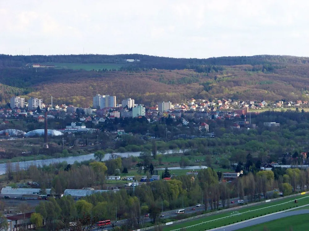 Komořany se promění. V plánu je nová tramvajová trať a městská třída