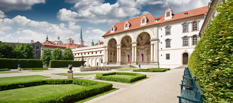 Od pondělí se veřejnosti opět otevře sídlo senátu včetně Valdštejnské zahrady